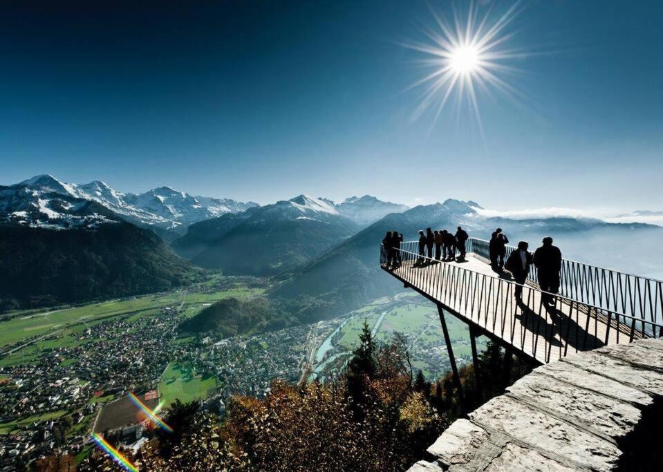 Chalet Mignon - Your Vacation Oasis At Lake Brienz Bönigen Exterior foto